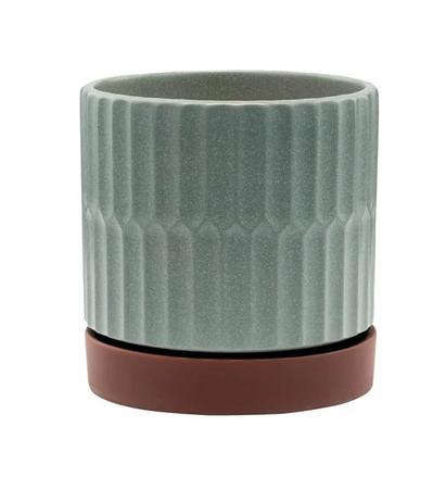Gray Ribbed Pot with Brown Saucer